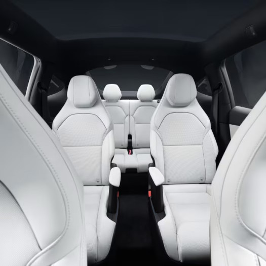 Tesla Model Y L (Bild: Tesla)